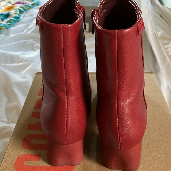 Camper Katie ultra soft boot. Wine/raspberry color, like new - Picture 3 of 9